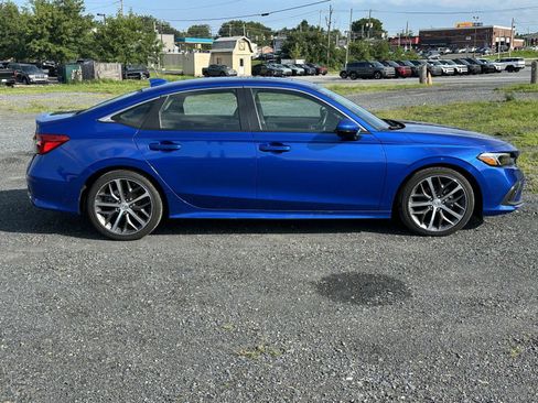 Used 2024 Honda Civic Touring image 9