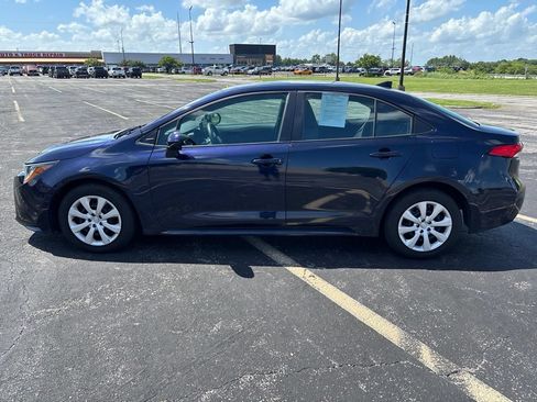 Used 2024 Toyota Corolla LE FWD image 8