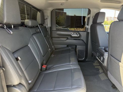 Used 2024 Chevrolet Silverado 2500 LTZ w/ LTZ Premium Texas Edition image 25