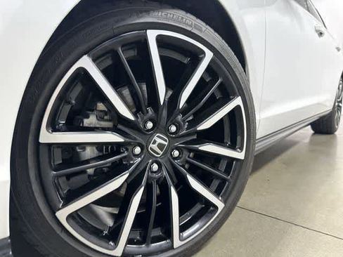 Used 2024 Honda Accord Touring image 28