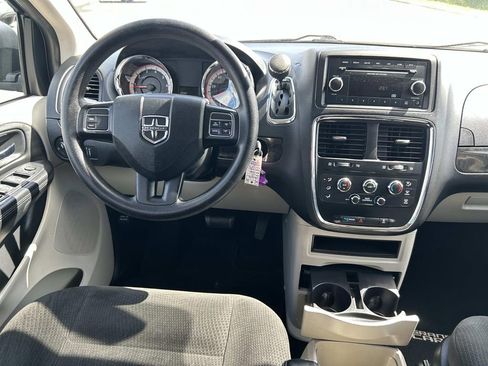 Used 2016 Dodge Grand Caravan SE w/ Quick Order Package 29E SE image 14