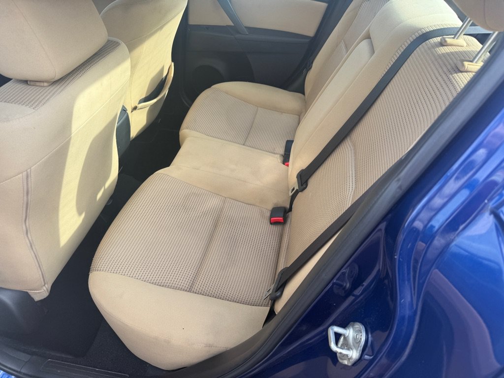 Used 2012 MAZDA MAZDA3 i Touring FWD image 9