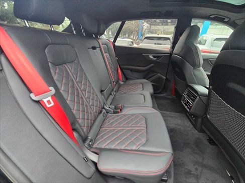 New 2026 Audi SQ8 Prestige image 14