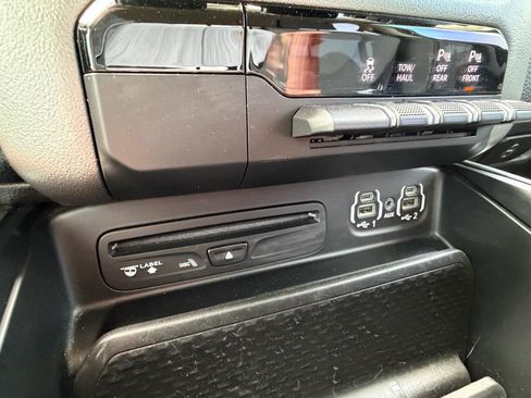 Used 2019 RAM 1500 Big Horn AWD/4WD image 13
