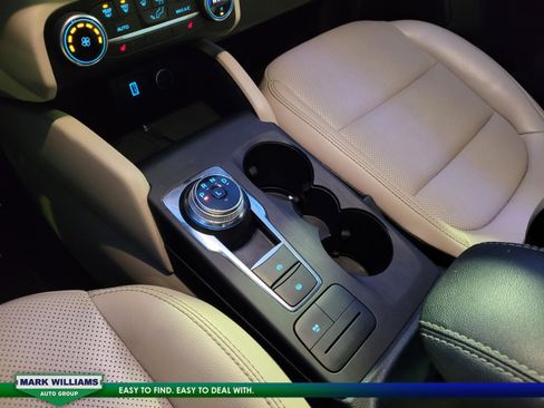 Certified 2020 Ford Escape SE Sport image 24