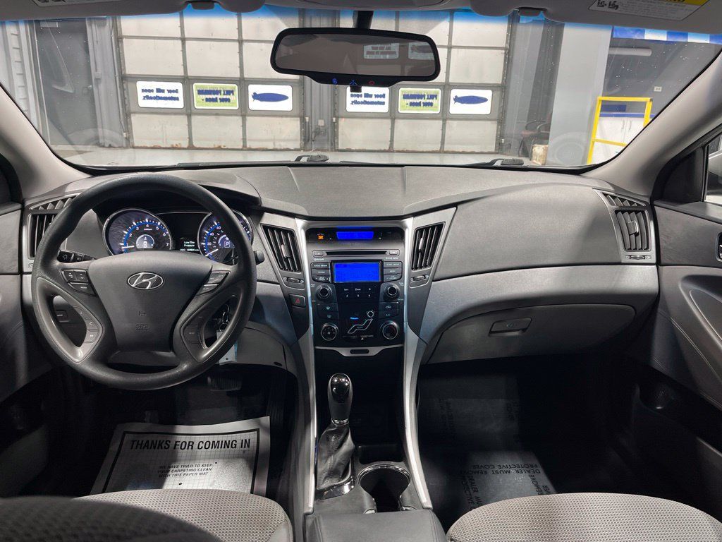 Used 2013 Hyundai Sonata GLS w/ Popular Equipment Pkg FWD image 30