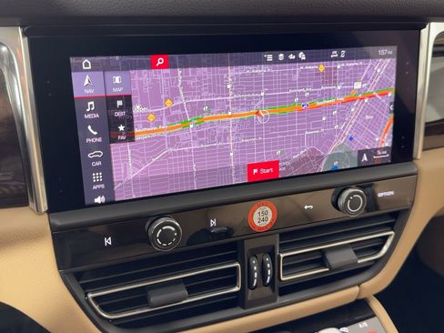 Certified 2026 Porsche Macan S AWD/4WD image 23