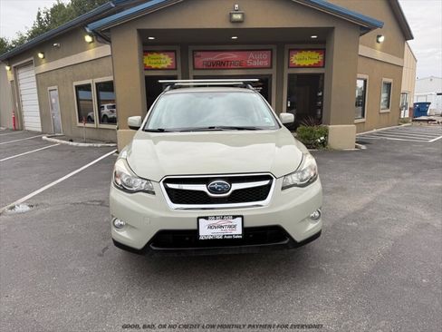 Used 2014 Subaru Crosstrek 2.0i Premium AWD/4WD image 2