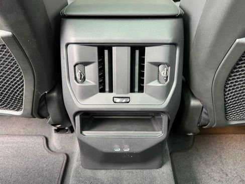 Used 2025 BMW X3 xDrive30i w/ Premium Package image 15