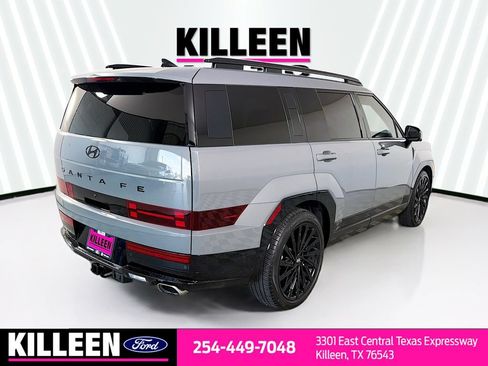 Used 2024 Hyundai Santa Fe Calligraphy FWD image 9