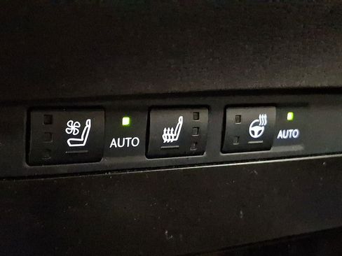 Used 2024 Lexus ES 350 w/ Premium Package image 24