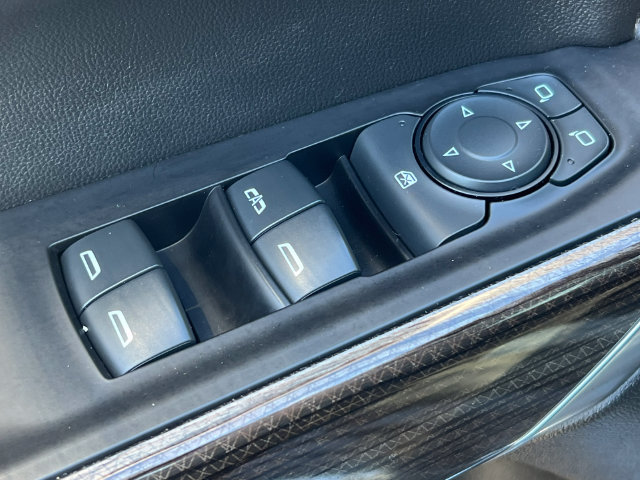 Used 2020 Chevrolet Silverado 1500 LT w/ All-Star Edition AWD/4WD image 18