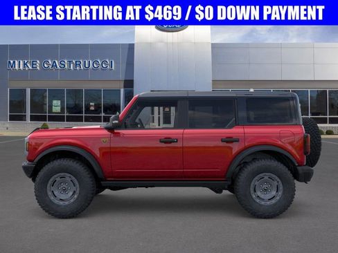 New 2025 Ford Bronco Badlands image 3