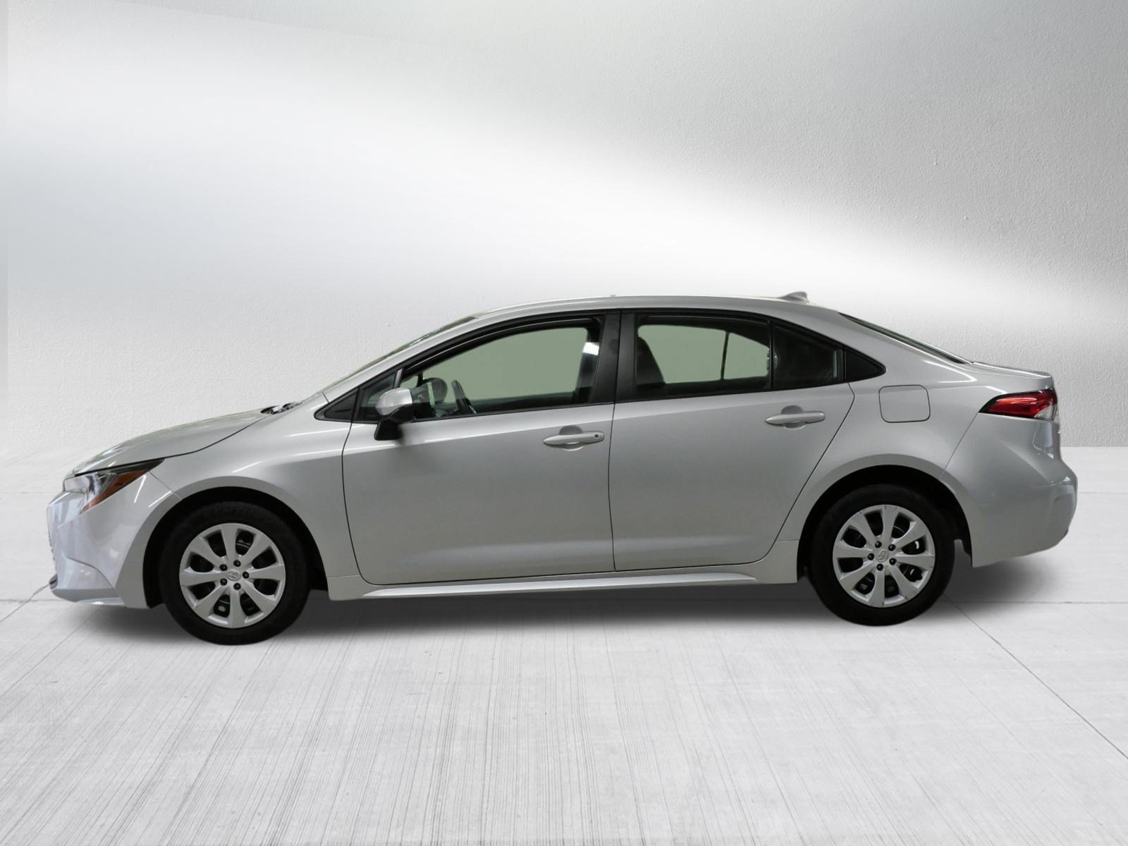 Certified 2024 Toyota Corolla LE FWD image 5