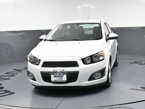 Used 2015 Chevrolet Sonic LTZ FWD image 5