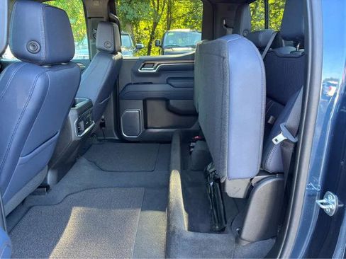 Used 2023 Chevrolet Silverado 1500 High Country w/ Technology Package image 15