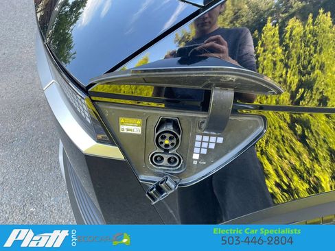 Used 2023 Hyundai Ioniq 5 SEL image 57