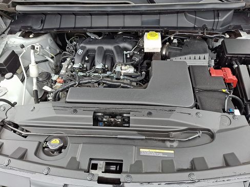 Certified 2025 Nissan Pathfinder SV w/ SV Premium Package AWD/4WD image 27