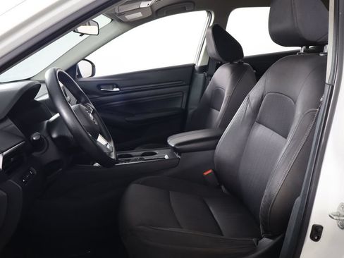Used 2019 Nissan Altima 2.5 S FWD image 10