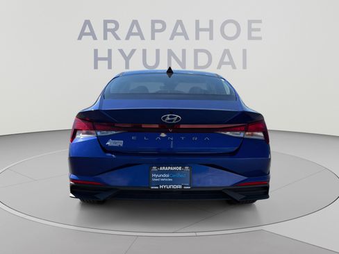 Used 2023 Hyundai Elantra SEL FWD image 4