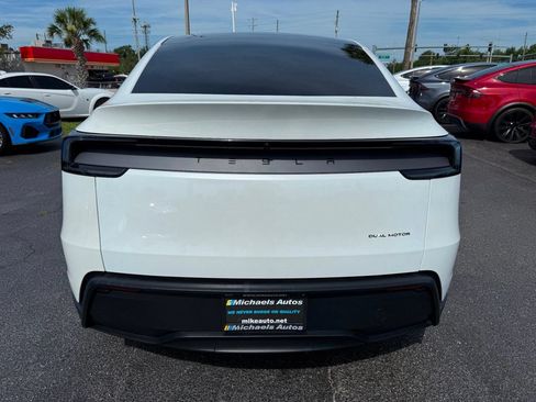 Used 2026 Tesla Model Y Long Range AWD/4WD image 6