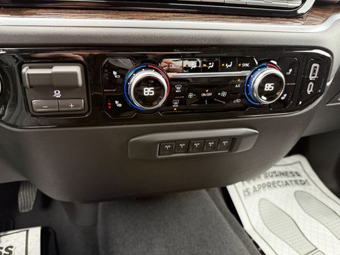 New 2026 GMC Sierra 2500 SLE w/ SLE Value Package; image 31