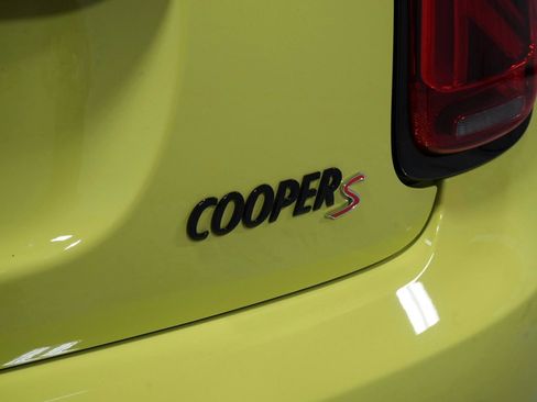 Certified 2023 MINI Cooper S FWD image 23
