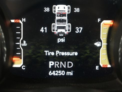 Used 2019 Jeep Wrangler Unlimited Sahara image 20