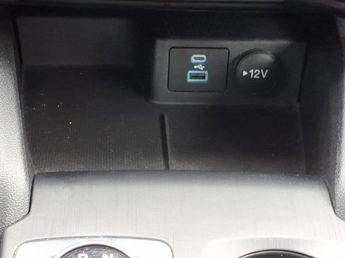 Used 2022 Ford Escape SE w/ Convenience Package image 19