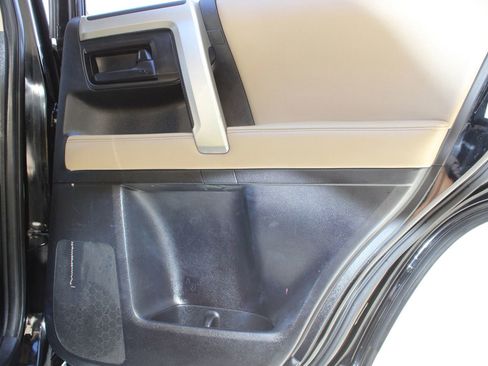 Used 2010 Toyota 4Runner Limited RWD image 9