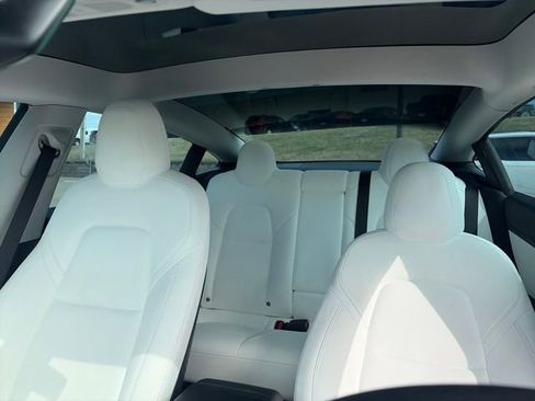 Used 2021 Tesla Model 3 Long Range image 56