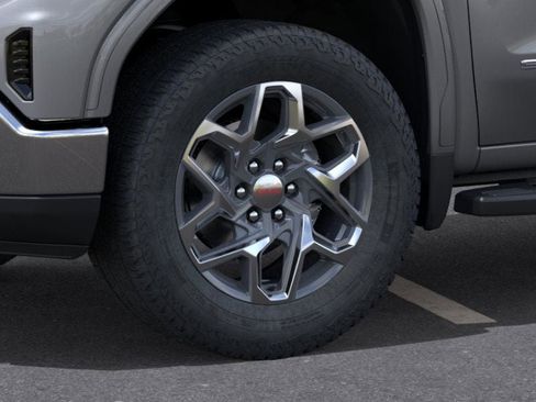 New 2026 GMC Sierra 1500 SLT image 9