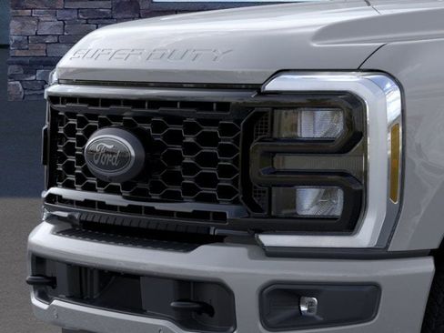New 2026 Ford F350 Lariat w/ Black Appearance Package image 17