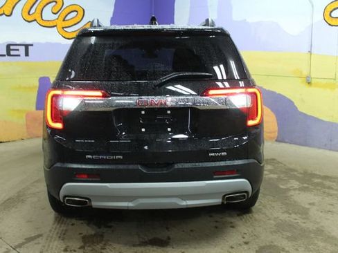 Used 2023 GMC Acadia SLE AWD/4WD image 3