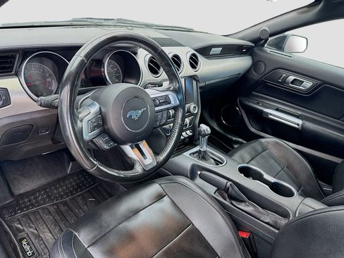 Used 2022 Ford Mustang Premium RWD image 7