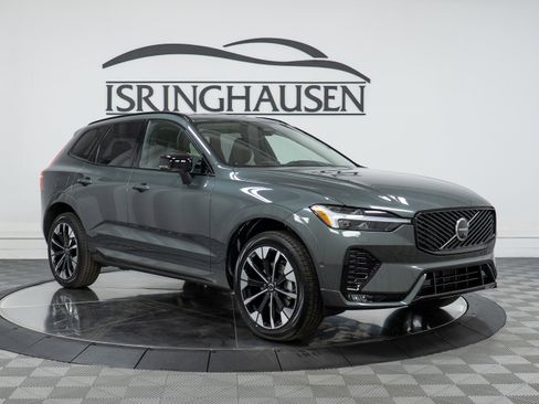 New 2026 Volvo XC60 B5 Plus w/ Climate Package image 3