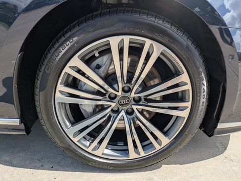 Used 2022 Audi A8 L 3.0T AWD/4WD image 9