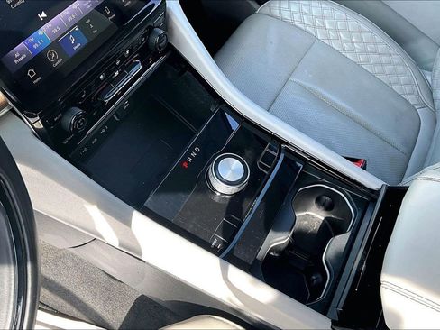 Used 2022 Jeep Grand Cherokee L Summit w/ Luxury Tech Group V image 17