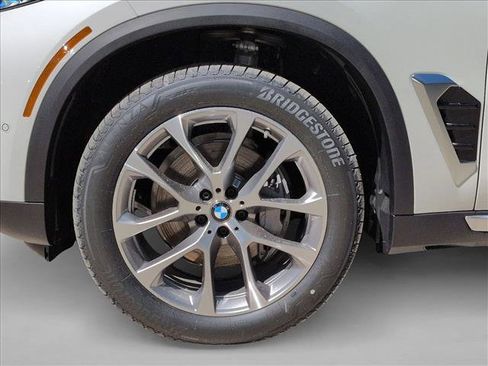 New 2026 BMW X5 xDrive40i image 10