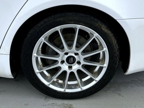 Used 2011 Lexus LS 460 image 22