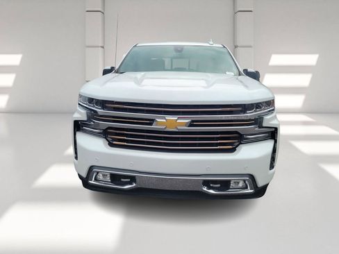 Used 2020 Chevrolet Silverado 1500 High Country image 2