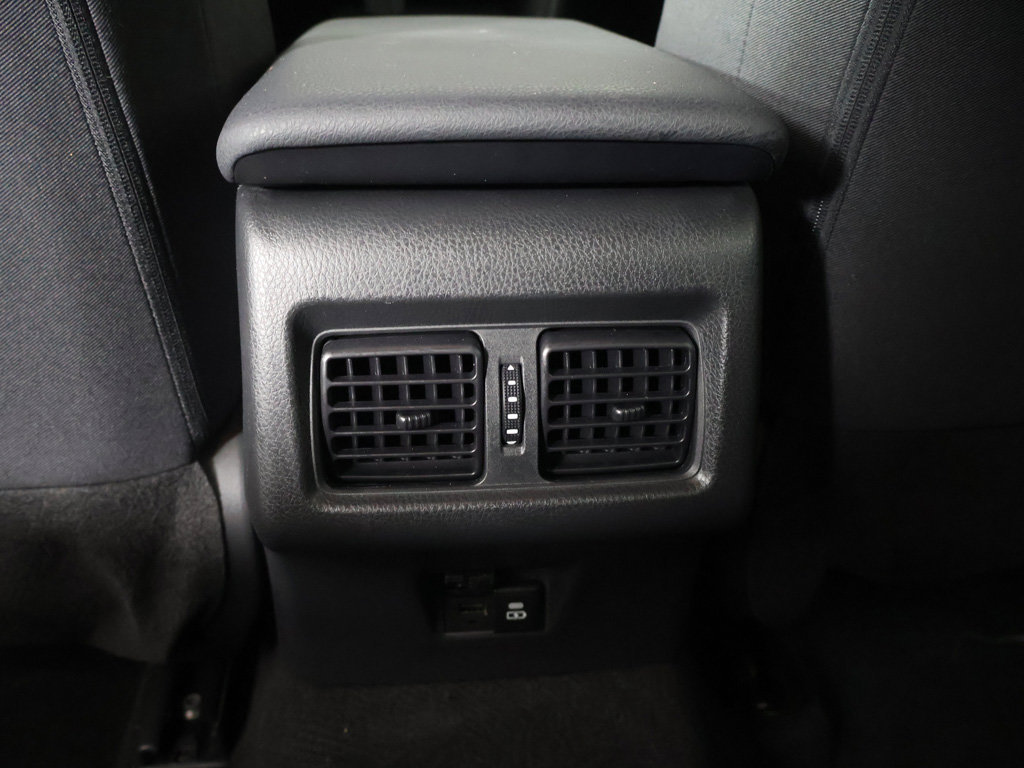 Used 2025 Toyota Camry LE FWD image 41