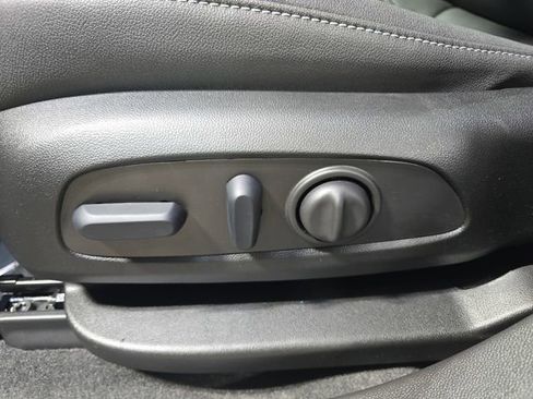 New 2026 Chevrolet Blazer LT image 30