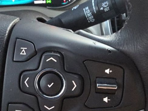 Used 2014 Buick LaCrosse Leather image 21