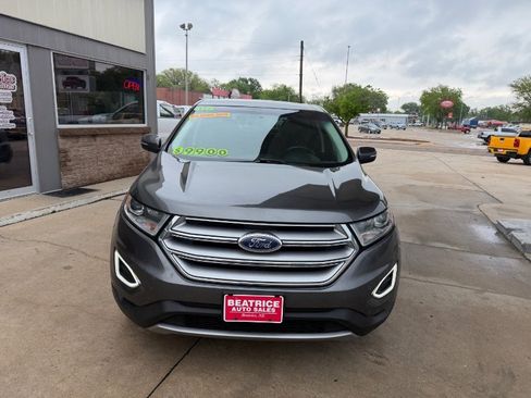 Used 2017 Ford Edge Titanium w/ Technology Package AWD/4WD image 27