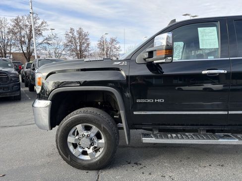 Used 2019 GMC Sierra 3500 SLT w/ Duramax Plus Package image 10