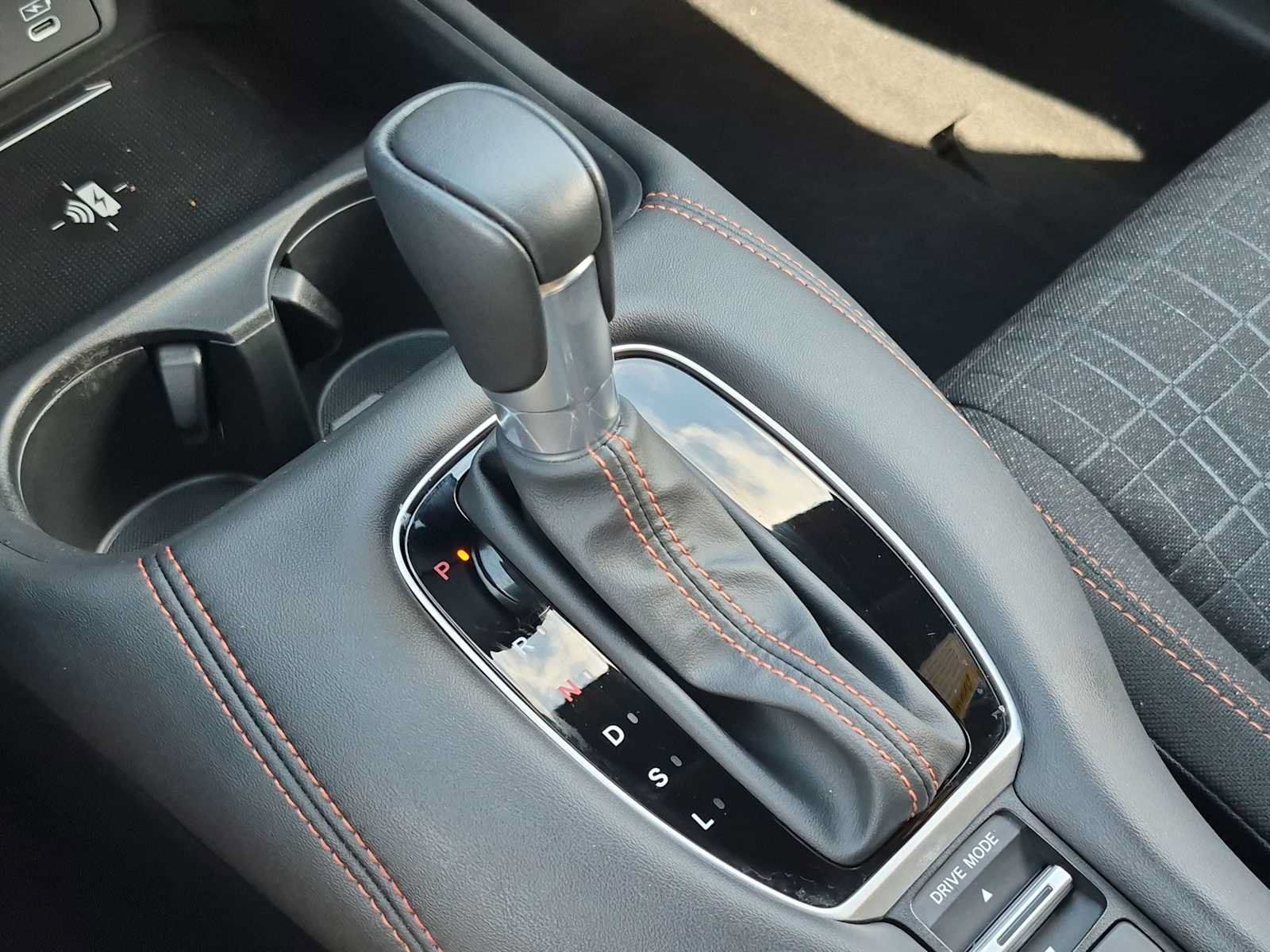 Certified 2026 Honda HR-V Sport image 28