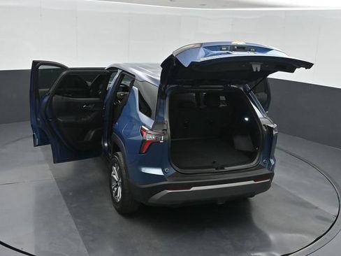 Used 2026 Chevrolet Equinox LT FWD image 54