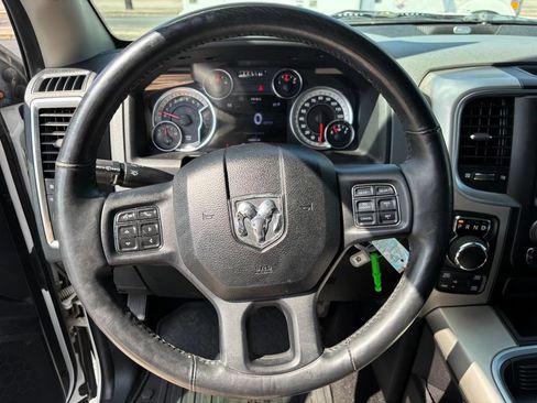 Used 2016 RAM 1500 Big Horn AWD/4WD image 33