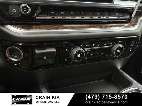 Used 2025 Chevrolet Silverado 1500 RST AWD/4WD image 18